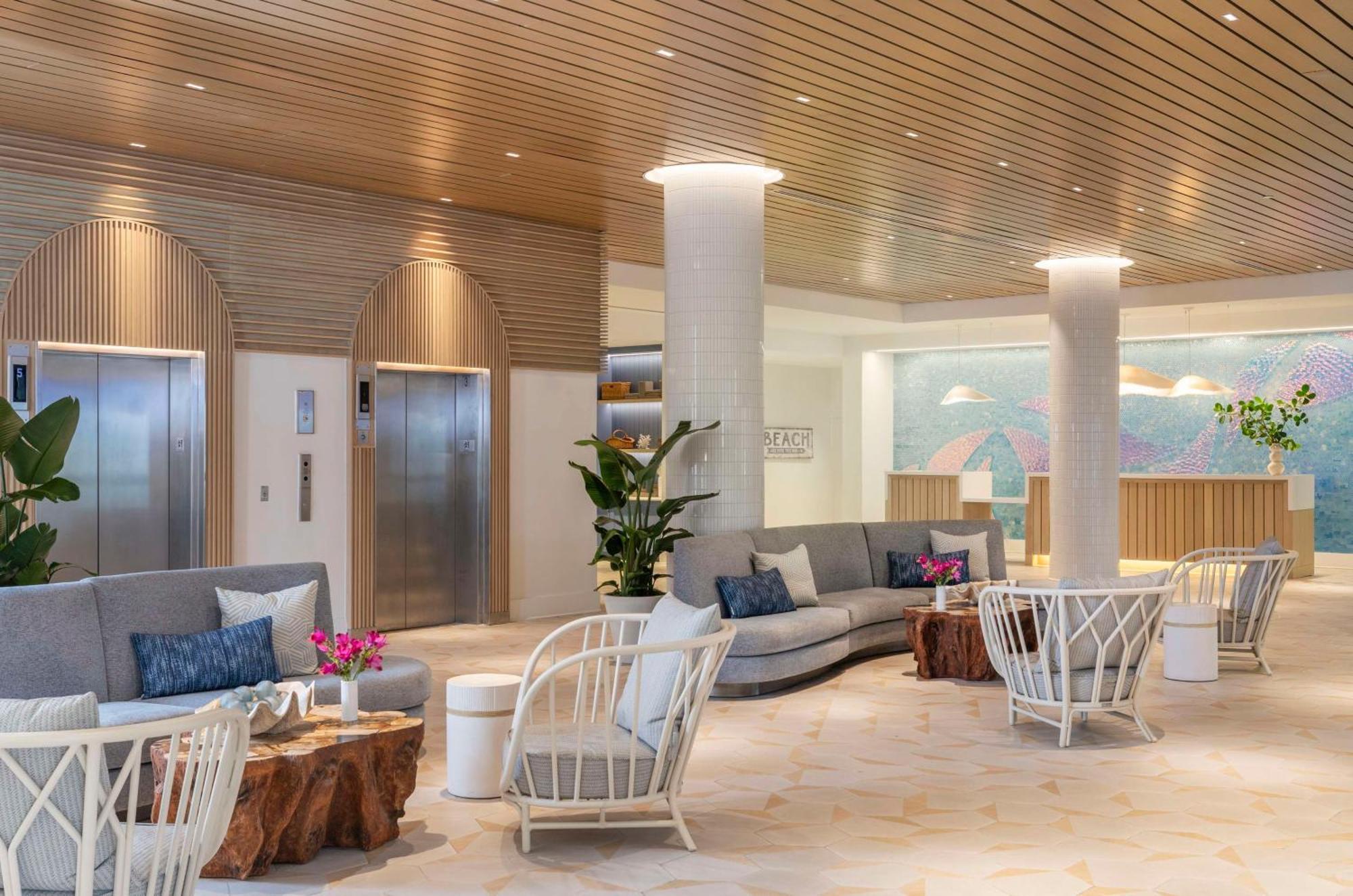 The Singer Oceanfront Resort, Curio Collection By Hilton Riviera Beach Exterior foto